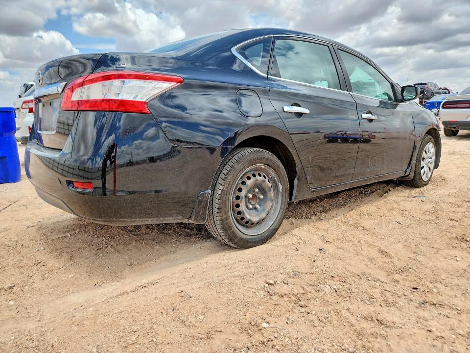 2015 Nissan Sentra მანქანა იყიდება აუქციონზე, vin: 3N1AB7AP1FY361922, აუქციონის ნომერი: 60925416