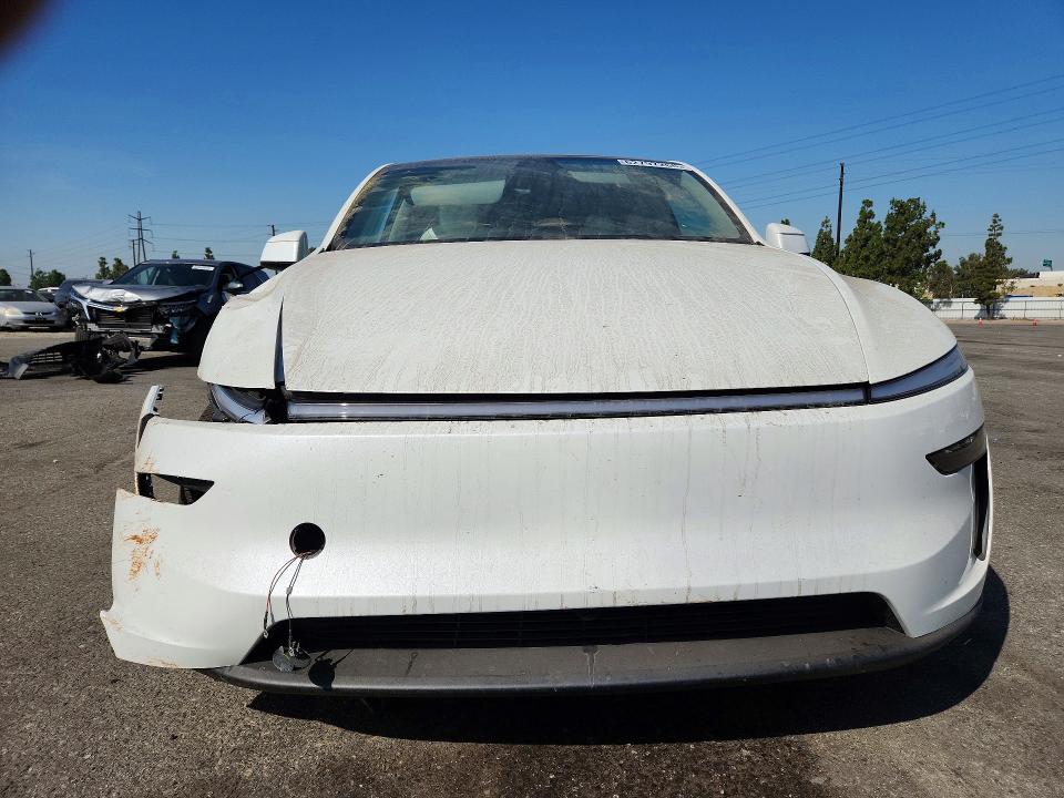 62797266 :رقم المزاد ، 7SAYGDEE8TF391191 vin ، 2026 Tesla Model Y مزاد بيع