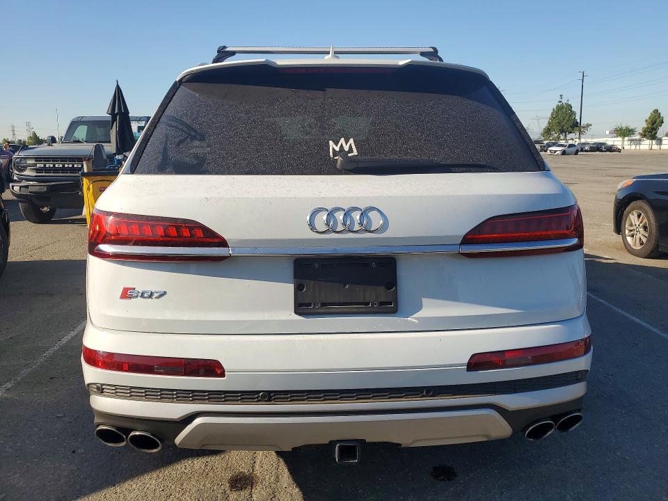 Aukcja sprzedaży 2022 Audi Sq7, vin: WA1VWBF74ND006107, numer aukcji: 61969586