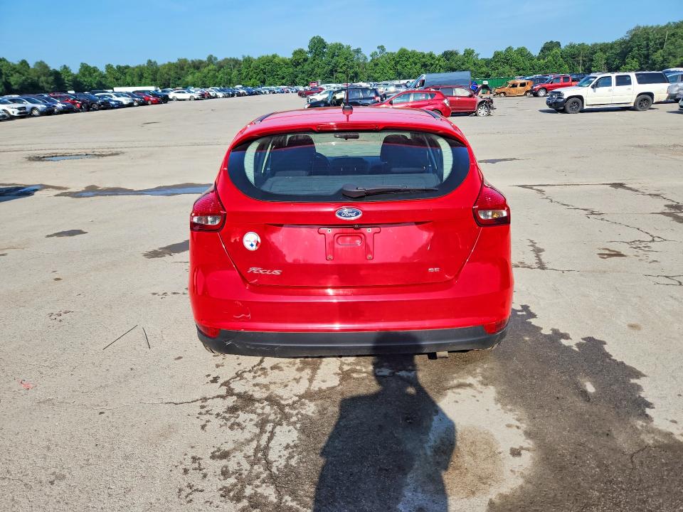 60561696 :رقم المزاد ، 1FADP3K26HL313034 vin ، 2017 Ford Focus مزاد بيع