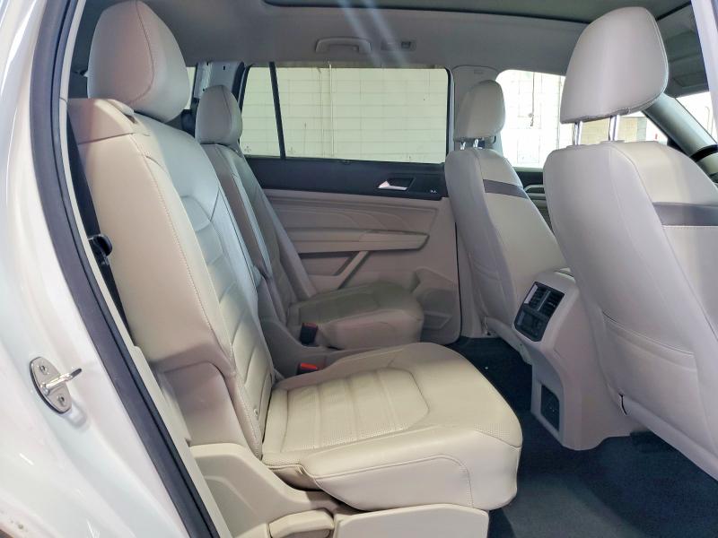60918876 :رقم المزاد ، 1V2TR2CA5MC550350 vin ، 2021 Volkswagen Atlas مزاد بيع