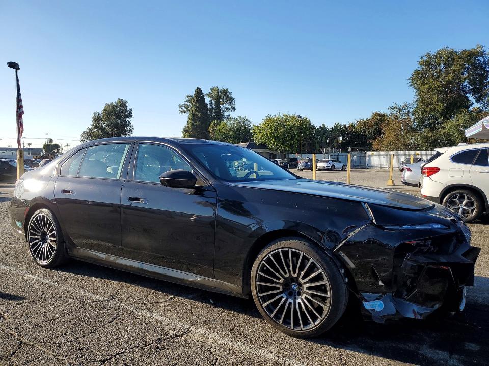 60061216 :رقم المزاد ، WBY43EJ00RCT10096 vin ، 2024 Bmw I7 مزاد بيع