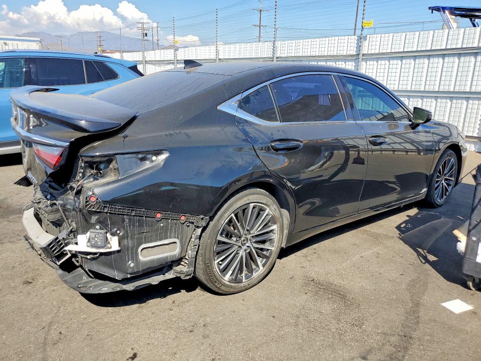 2024 Lexus Es 300h მანქანა იყიდება აუქციონზე, vin: 58ADA1C16RU039050, აუქციონის ნომერი: 61049706