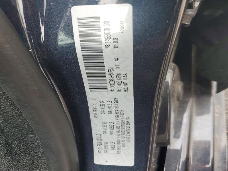 60327856 :رقم المزاد ، 1C3CCCAB5HN507551 vin ، 2017 Chrysler 200 مزاد بيع