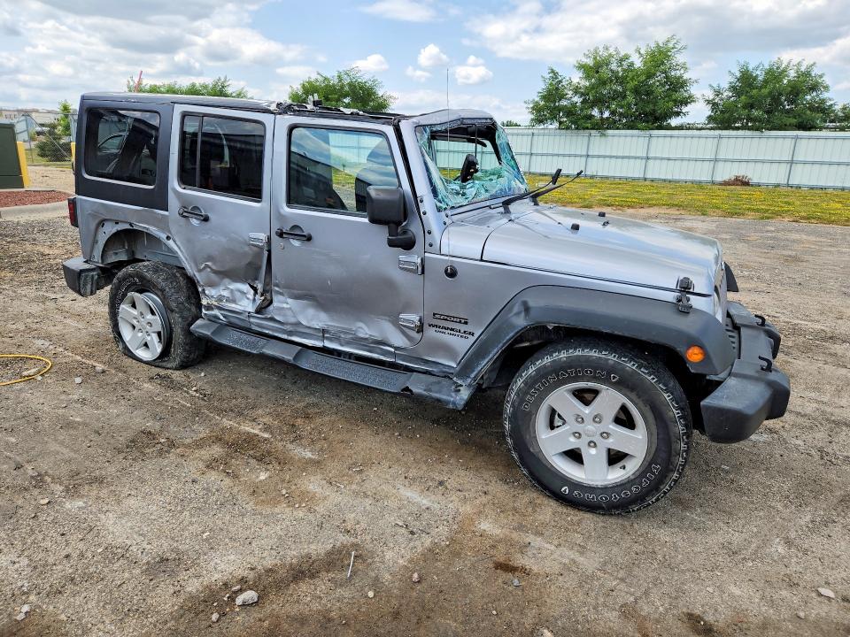2015 Jeep Wrangler Unlimited მანქანა იყიდება აუქციონზე, vin: 1C4BJWDG0FL703184, აუქციონის ნომერი: 62196816