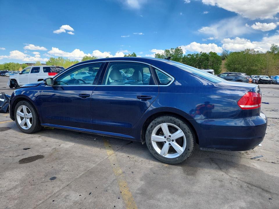 Продажа на аукционе авто 2013 Volkswagen Passat, vin: 1VWBP7A38DC038972, номер лота: 62780936