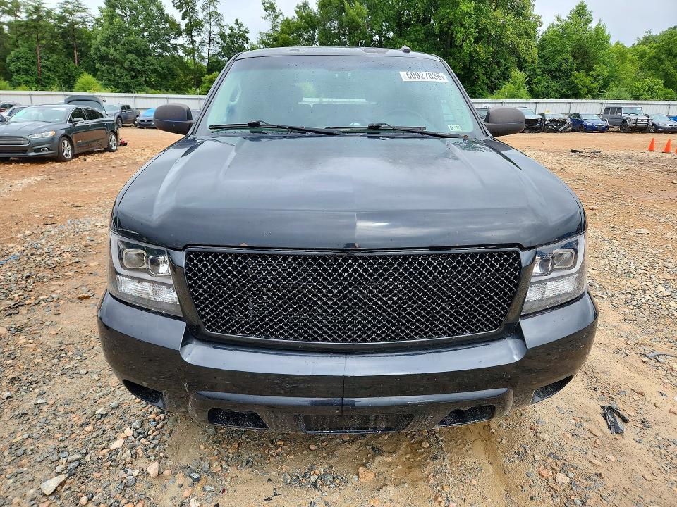 60927836 :رقم المزاد ، 1GNFK13018J185937 vin ، 2008 Chevrolet Tahoe مزاد بيع