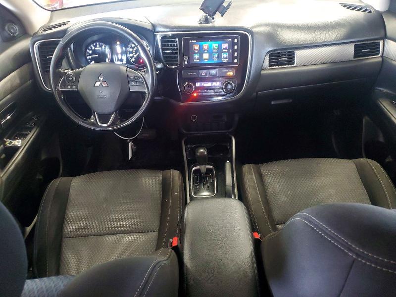 2018 Mitsubishi Outlander მანქანა იყიდება აუქციონზე, vin: JA4AD3A32JZ023015, აუქციონის ნომერი: 63141726