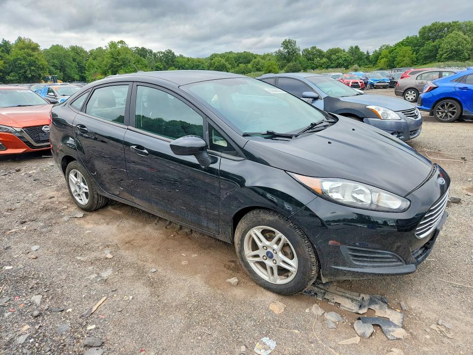 62568306 :رقم المزاد ، 3FADP4BJ3KM146795 vin ، 2019 Ford Fiesta مزاد بيع
