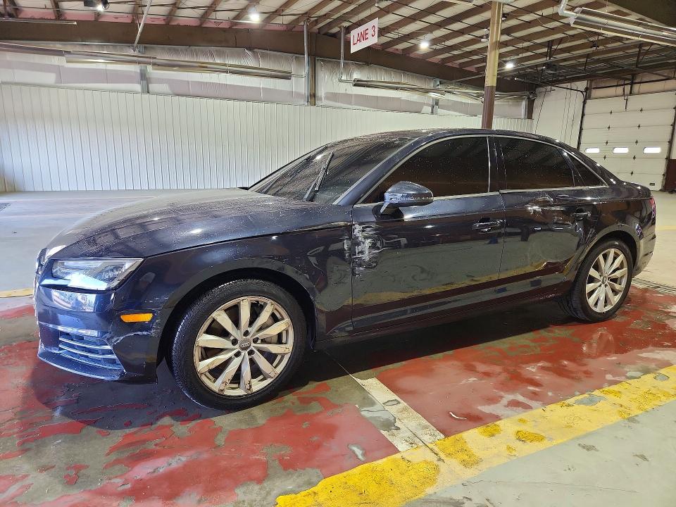 61884776 :رقم المزاد ، WAUANAF4XHN032309 vin ، 2017 Audi A4 مزاد بيع