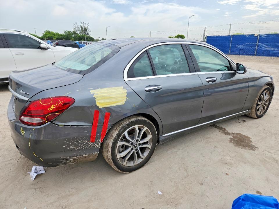 60479126 :رقم المزاد ، 55SWF4KB1HU213131 vin ، 2017 Mercedes-benz C مزاد بيع