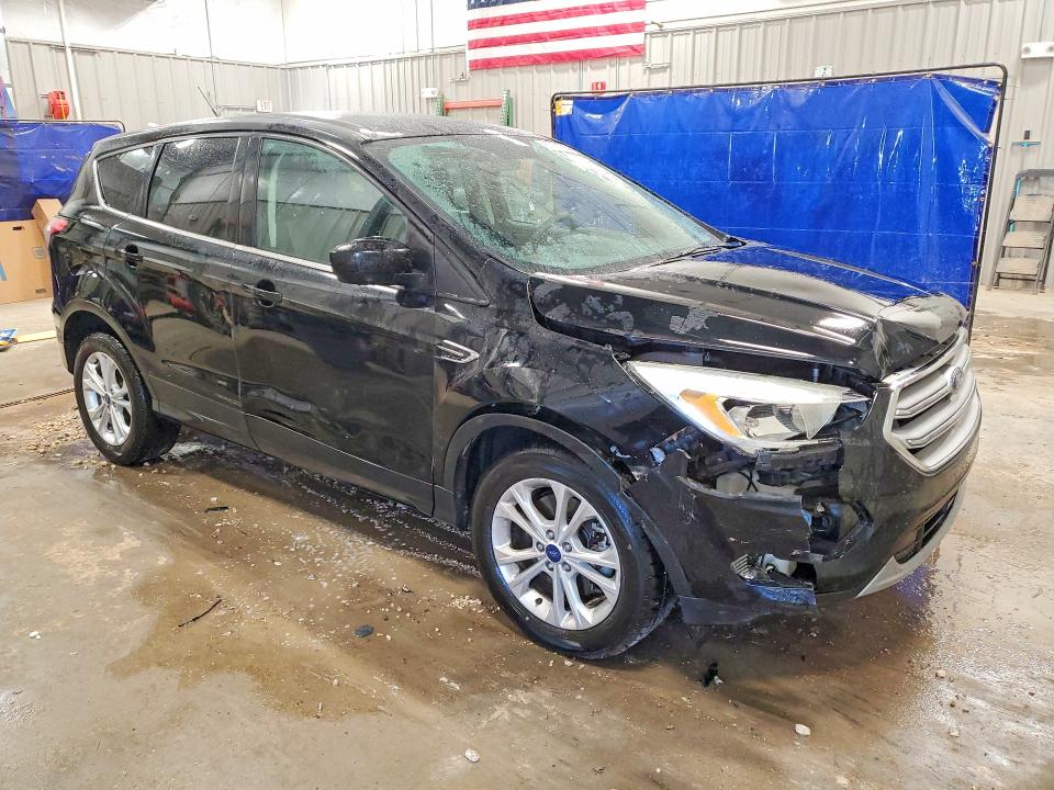 Продажа на аукционе авто 2017 Ford Escape, vin: 1FMCU9GD6HUC71188, номер лота: 62721726