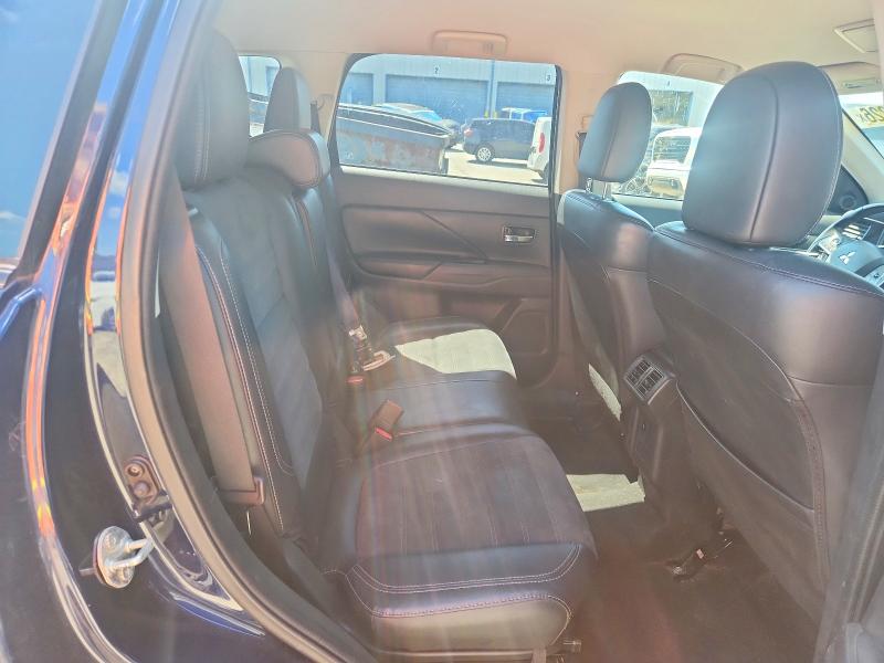 62765826 :رقم المزاد ، JA4AZ3A3XKZ044004 vin ، 2019 Mitsubishi Outlander مزاد بيع