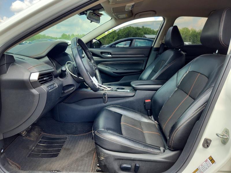 85988945 :رقم المزاد ، 1N4BL4CV2MN370735 vin ، 2021 Nissan Altima مزاد بيع