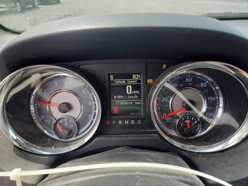 61610956 :رقم المزاد ، 2C4RC1BG4ER300572 vin ، 2014 Chrysler Town & Country مزاد بيع