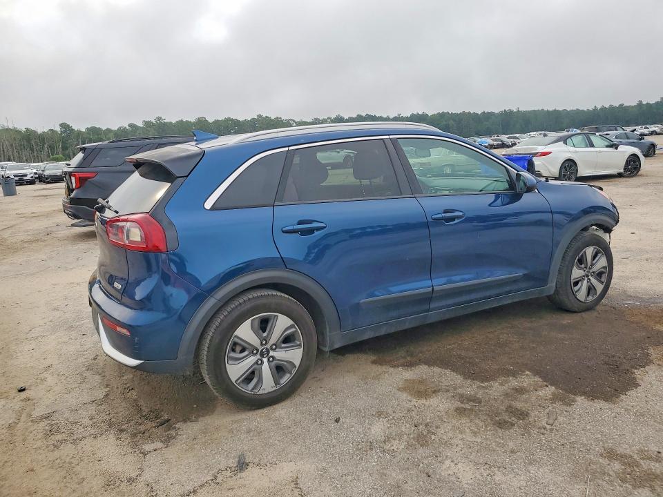 2019 Kia Niro მანქანა იყიდება აუქციონზე, vin: KNDCB3LC4K5244805, აუქციონის ნომერი: 62761416