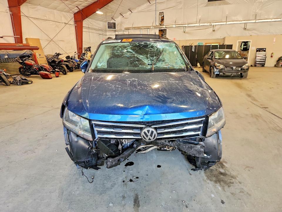 60755756 :رقم المزاد ، 3VV2B7AX3LM134608 vin ، 2020 Volkswagen Tiguan مزاد بيع