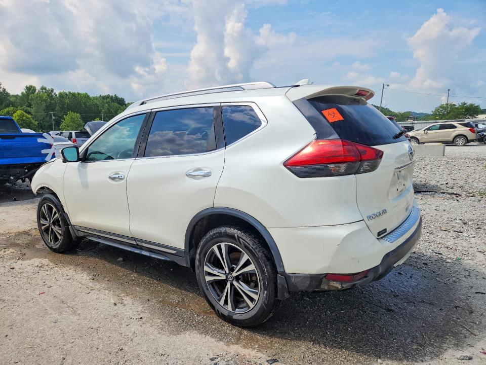 59321006 :رقم المزاد ، 5N1AT2MV7HC889141 vin ، 2017 Nissan Rogue مزاد بيع