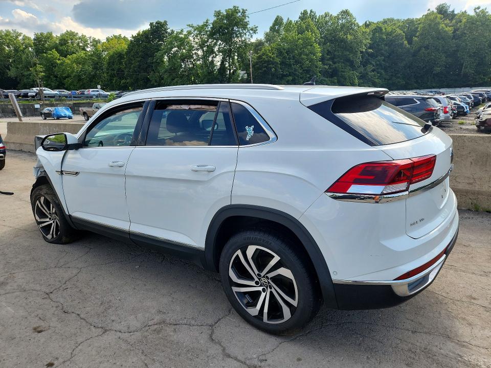 2021 Volkswagen Atlas Cross Sport მანქანა იყიდება აუქციონზე, vin: 1V2TE2CA4MC211607, აუქციონის ნომერი: 60438316