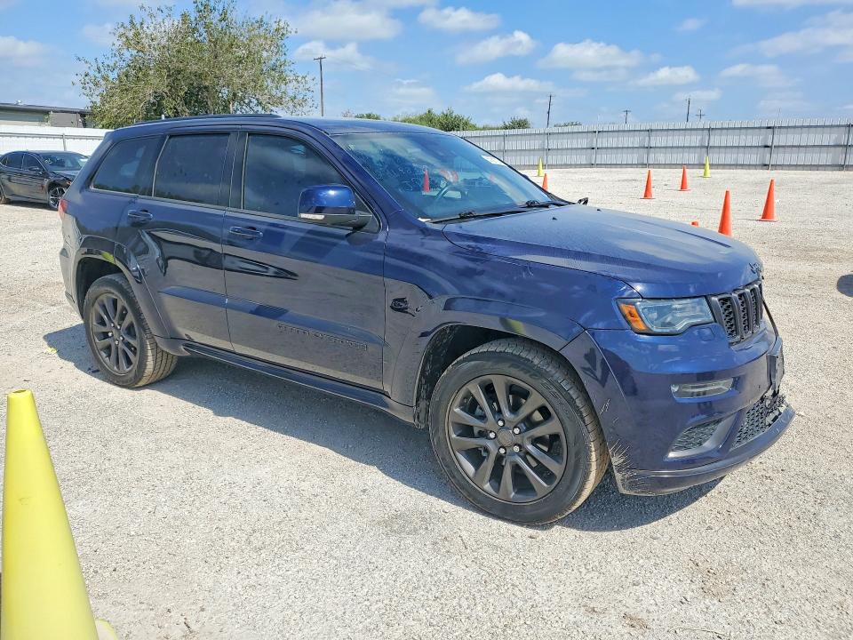 63051126 :رقم المزاد ، 1C4RJECG6JC241880 vin ، 2018 Jeep Grand Cherokee مزاد بيع