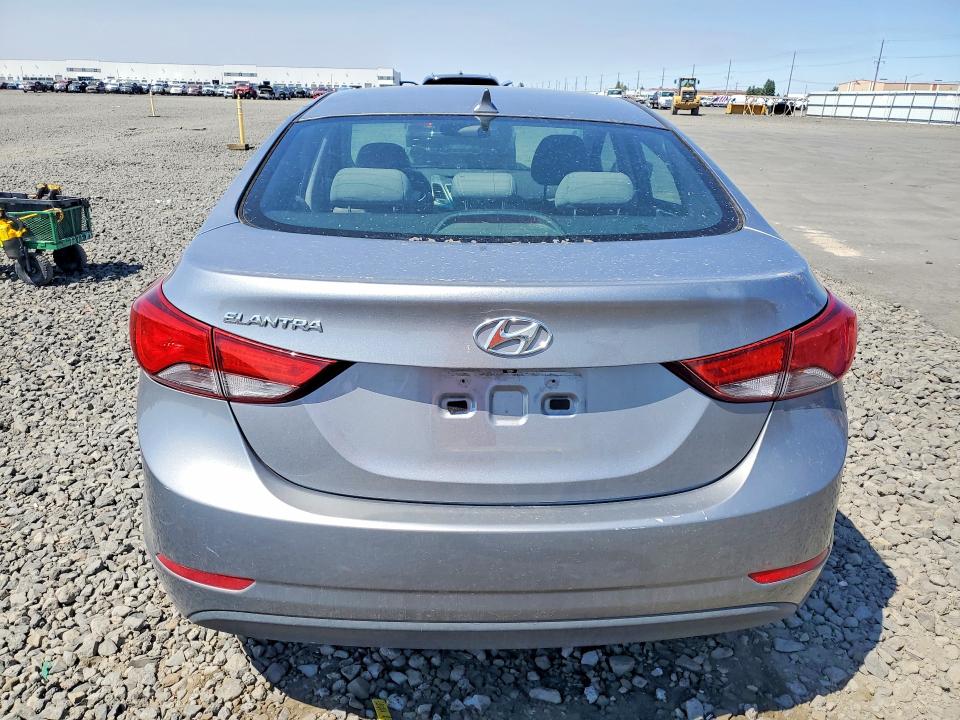 62093916 :رقم المزاد ، KMHDH4AE0FU234888 vin ، 2015 Hyundai Elantra مزاد بيع
