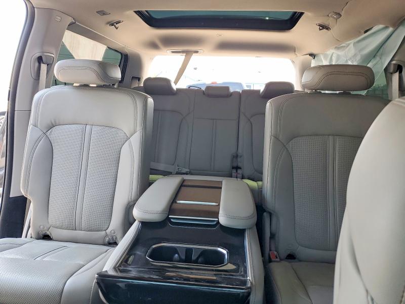 62661316 :رقم المزاد ، 1C4SJVEJ4NS116642 vin ، 2022 Jeep Grand Wagoneer مزاد بيع