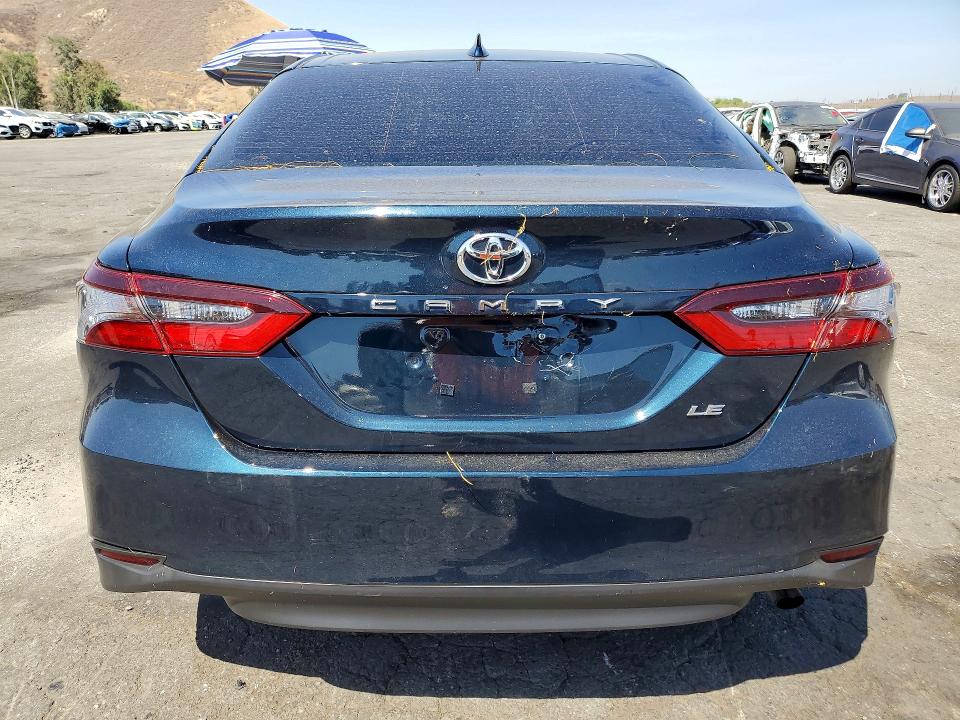 Продажа на аукционе авто 2021 Toyota Camry, vin: 4T1C11AK5MU576547, номер лота: 62695286