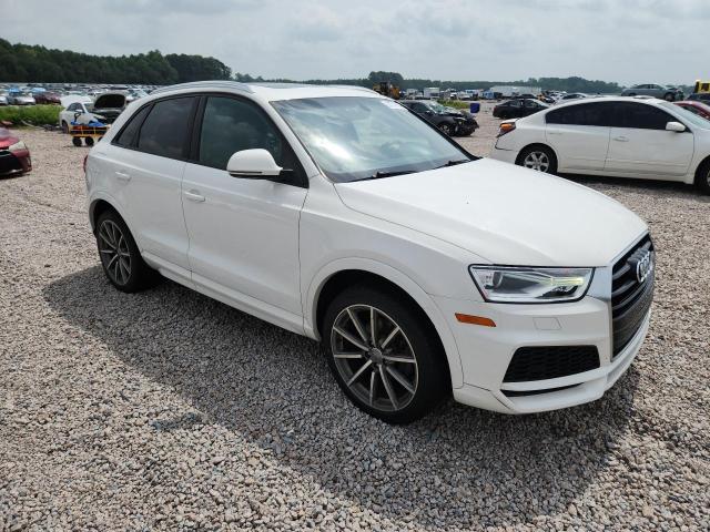 61577976 :رقم المزاد ، WA1BCCFS0JR023943 vin ، 2018 Audi Q3 مزاد بيع