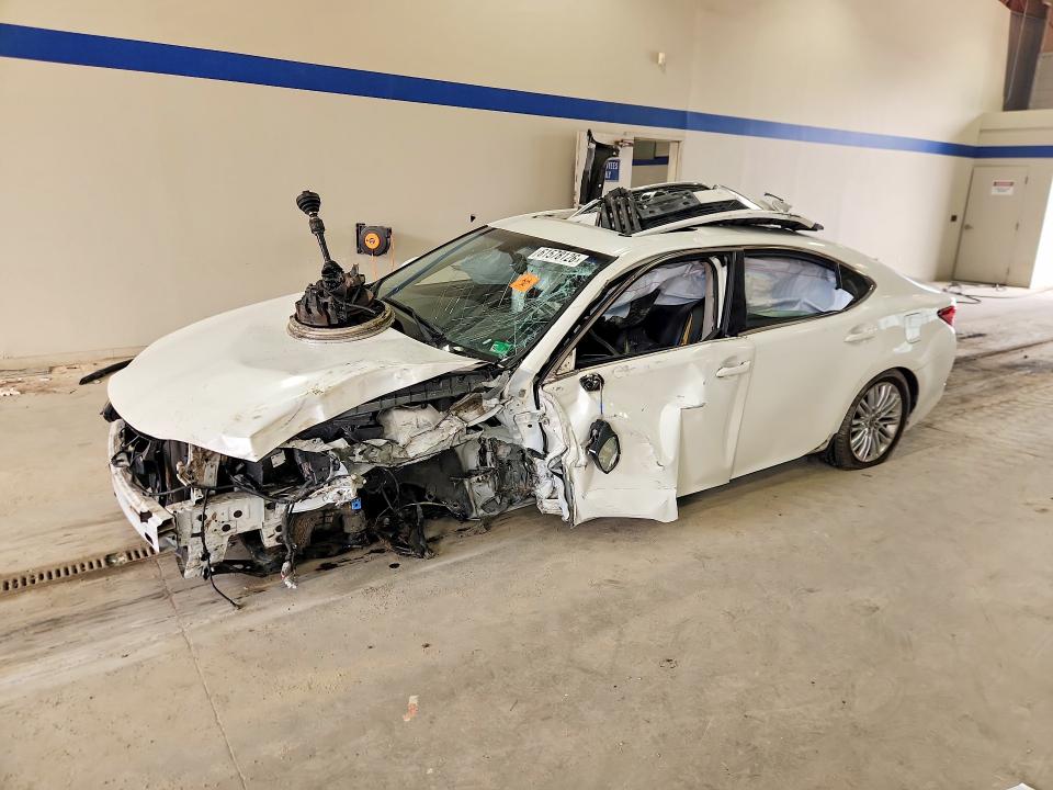 Продажа на аукционе авто 2014 Lexus Es, vin: JTHBK1GG5E2095046, номер лота: 61578126