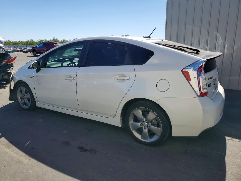 61648676 :رقم المزاد ، JTDKN3DU7F0416659 vin ، 2015 Toyota Prius مزاد بيع