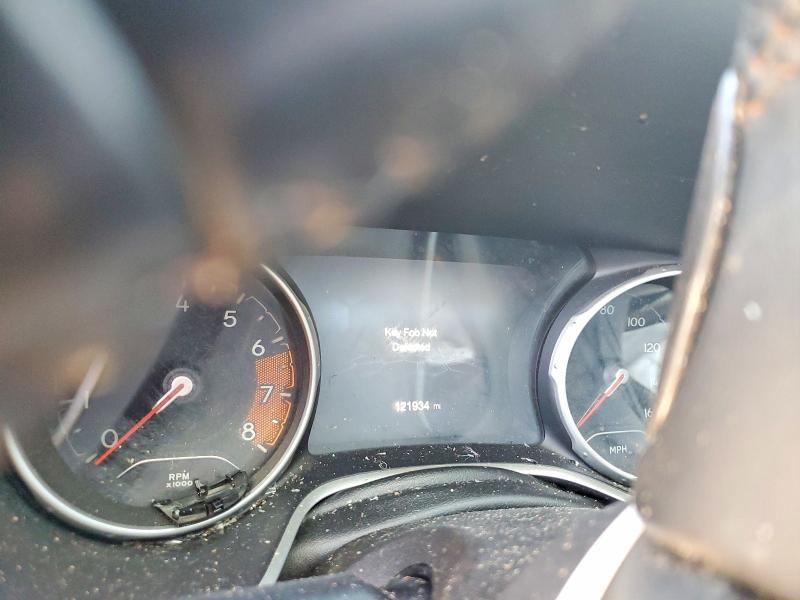 62710166 :رقم المزاد ، 3C4NJCBB8JT293167 vin ، 2018 Jeep Compass مزاد بيع