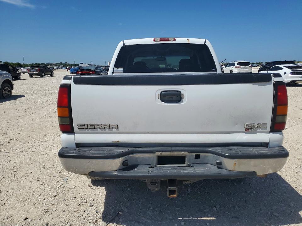 60159916 :رقم المزاد ، 2GTEK13T851139476 vin ، 2005 Gmc New Sierra مزاد بيع