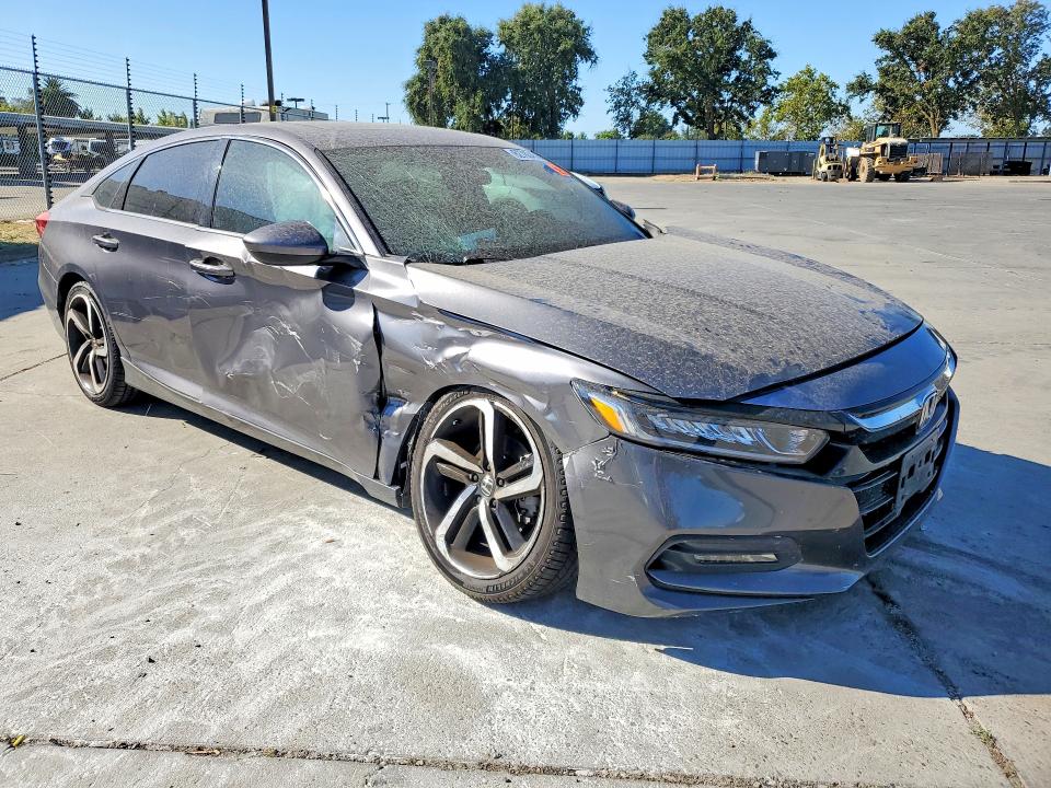 62783456 :رقم المزاد ، 1HGCV2F3XKA016670 vin ، 2019 Honda Accord مزاد بيع
