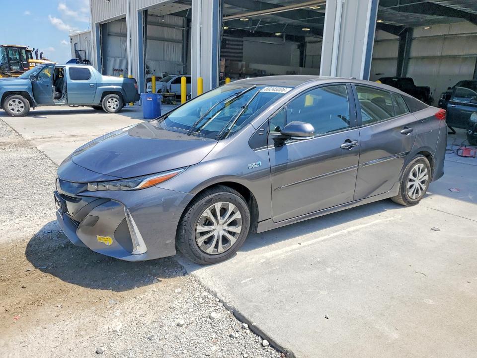 2022 Toyota Prius Prime მანქანა იყიდება აუქციონზე, vin: JTDKAMFP7N3205581, აუქციონის ნომერი: 60245806