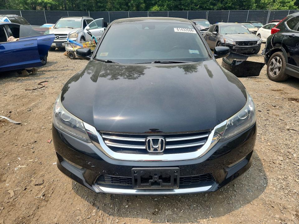 Продаж на аукціоні авто 2015 Honda Accord, vin: 1HGCR3F89FA020642, номер лоту: 61432686
