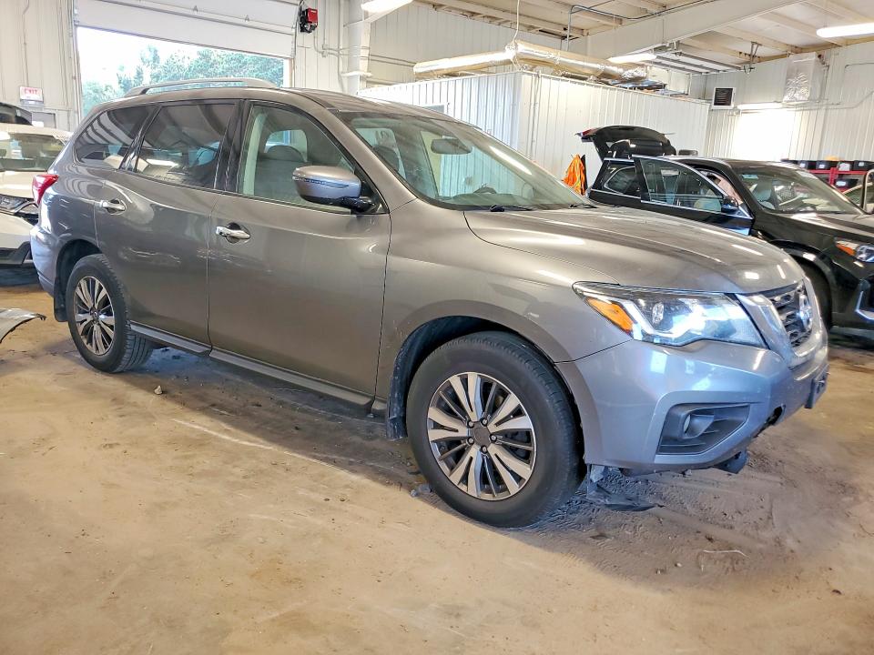 60202266 :رقم المزاد ، 5N1DR2MM7KC596687 vin ، 2019 Nissan Pathfinder مزاد بيع