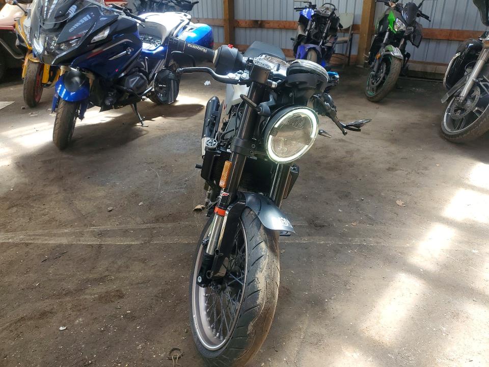 Продажа на аукционе авто 2021 Husqvarna Vitpilen 401/svartpilen 401, vin: MD2JUJ408MC280404, номер лота: 61610826