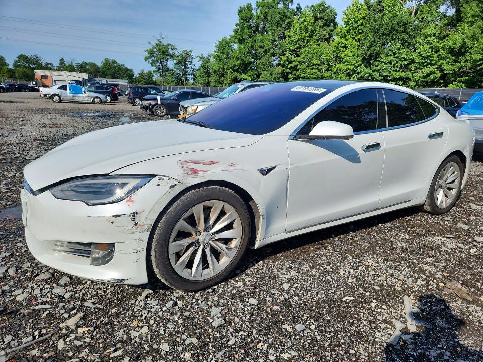 2018 Tesla Model S მანქანა იყიდება აუქციონზე, vin: 5YJSA1E24JF244887, აუქციონის ნომერი: 60194996