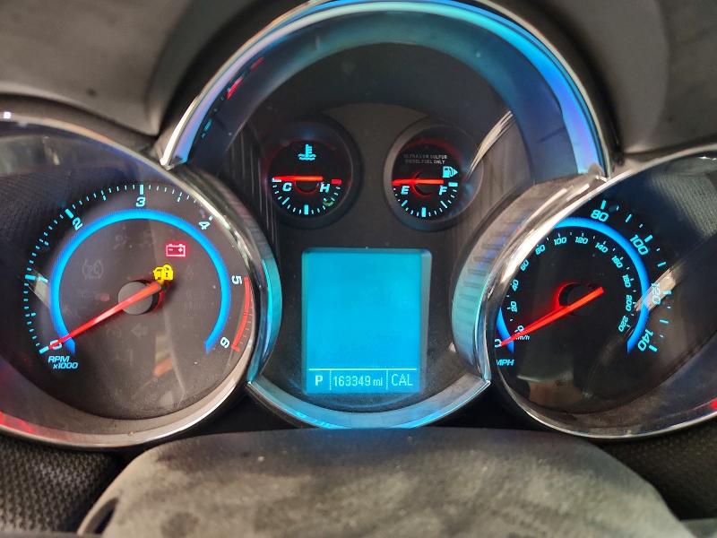62142146 :رقم المزاد ، 1G1P75SZ3F7298944 vin ، 2015 Chevrolet Cruze مزاد بيع