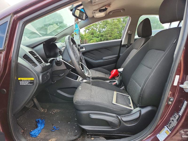 61724926 :رقم المزاد ، 3KPFK4A74HE148517 vin ، 2017 Kia Forte مزاد بيع
