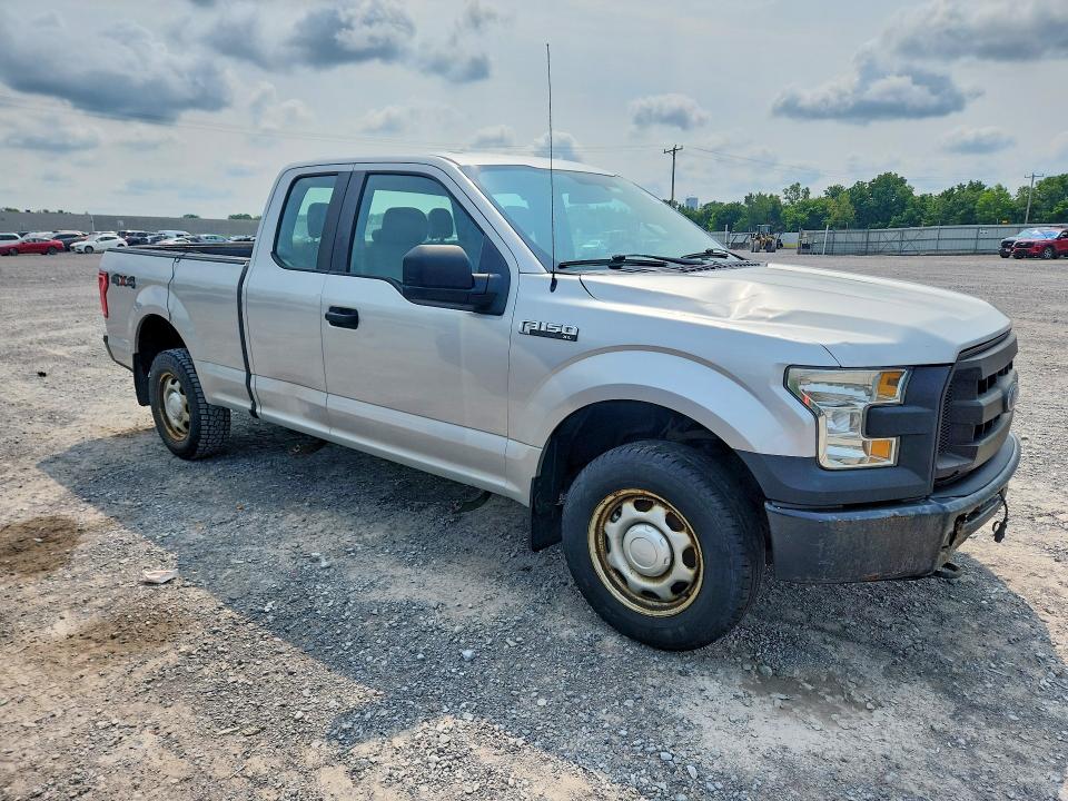 62623866 :رقم المزاد ، 1FTEX1E88GFB85833 vin ، 2016 Ford F150 مزاد بيع