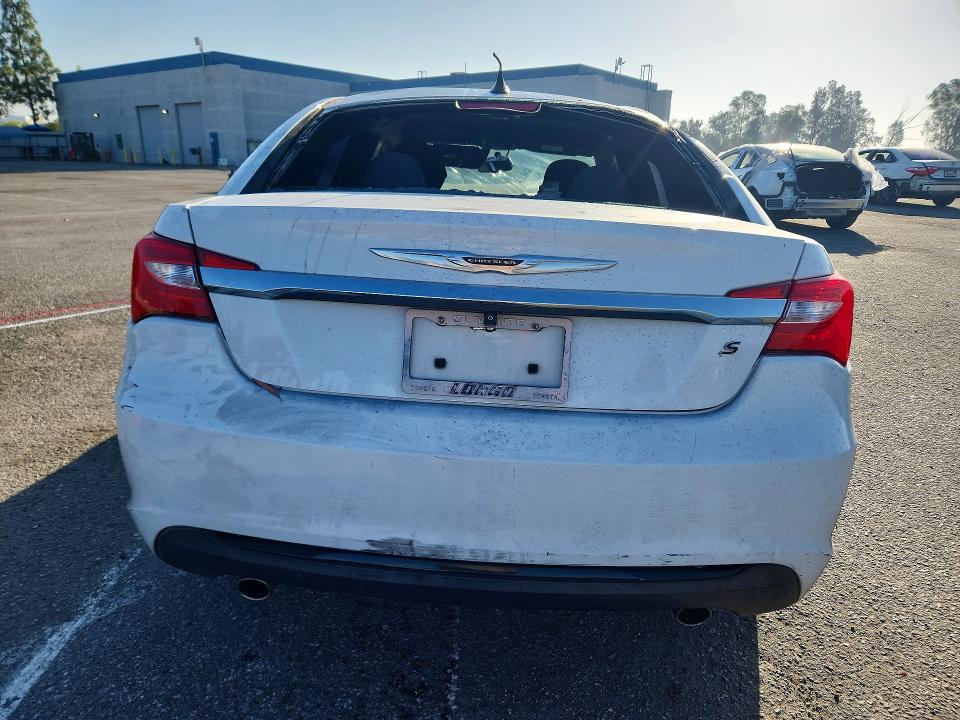 2012 Chrysler 200 მანქანა იყიდება აუქციონზე, vin: 1C3CCBBG3CN307958, აუქციონის ნომერი: 60690396