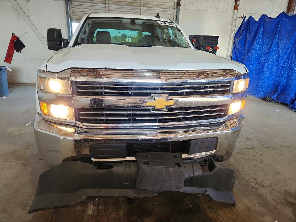 Продажа на аукционе авто 2015 Chevrolet Silverado, vin: 1GC1KVE87FF606394, номер лота: 61321126