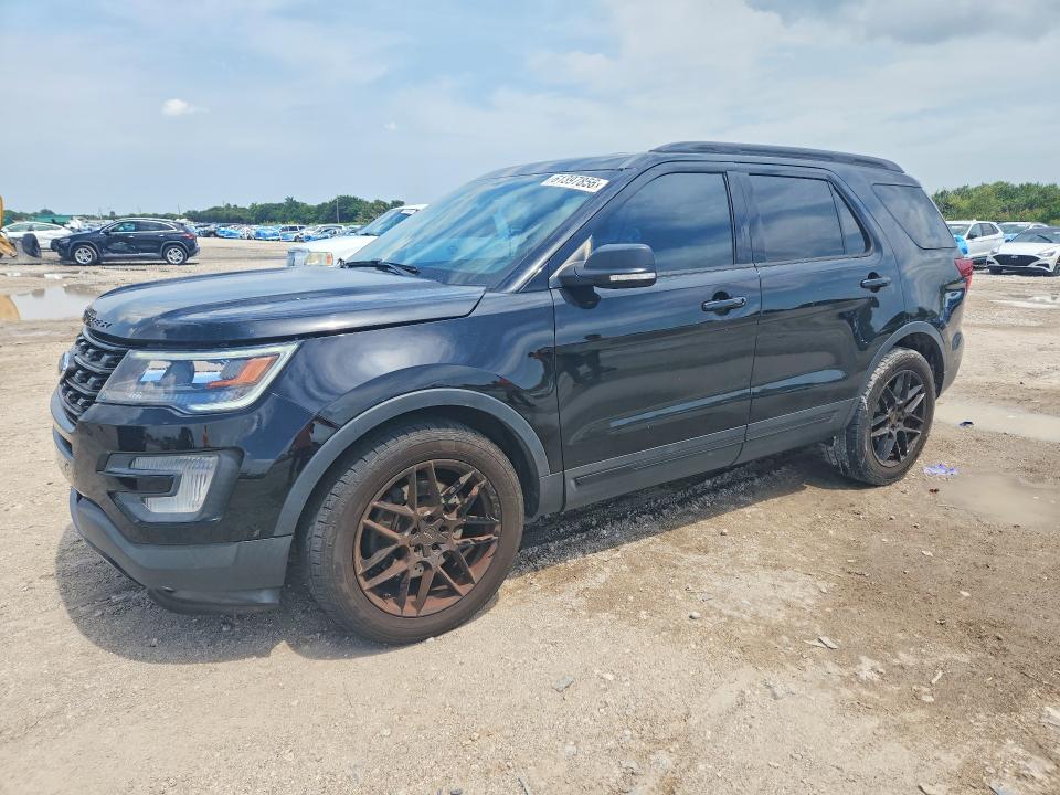 61397856 :رقم المزاد ، 1FM5K8GT4HGC45087 vin ، 2017 Ford Explorer مزاد بيع