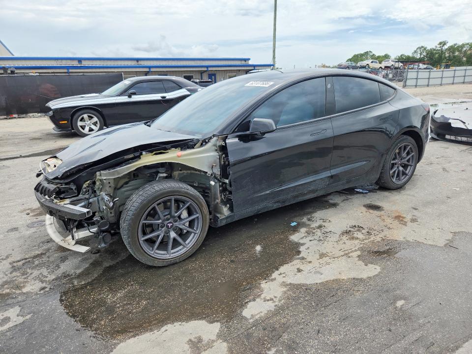 2022 Tesla Model 3 მანქანა იყიდება აუქციონზე, vin: 5YJ3E1EB5NF277590, აუქციონის ნომერი: 63107686