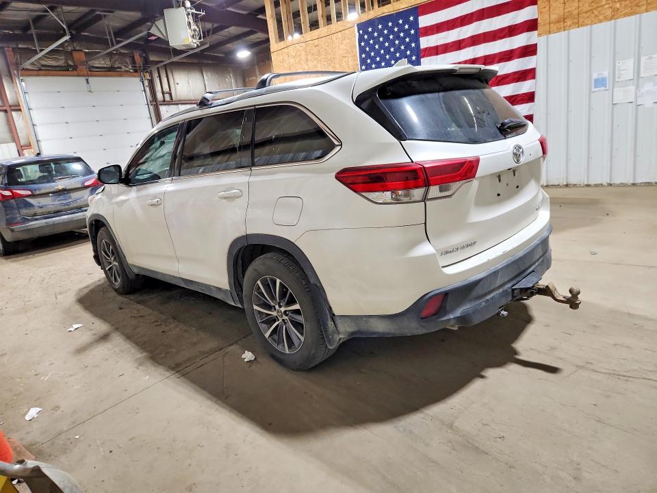 2019 Toyota Highlander მანქანა იყიდება აუქციონზე, vin: 5TDJZRFH9KS599332, აუქციონის ნომერი: 62506626