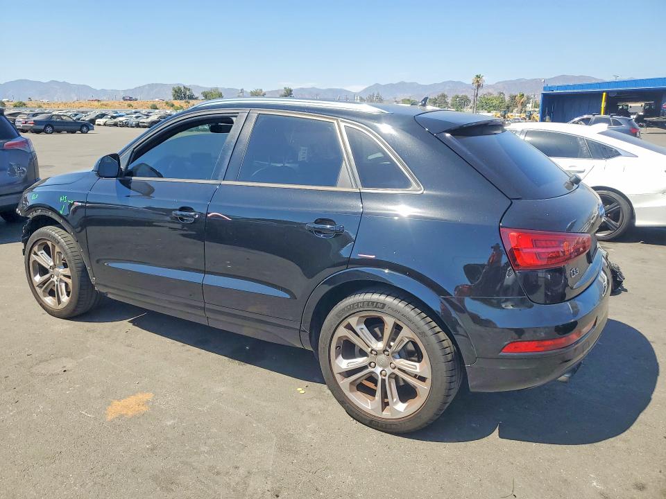 2018 Audi Q3 მანქანა იყიდება აუქციონზე, vin: WA1BCCFS6JR014910, აუქციონის ნომერი: 61774426