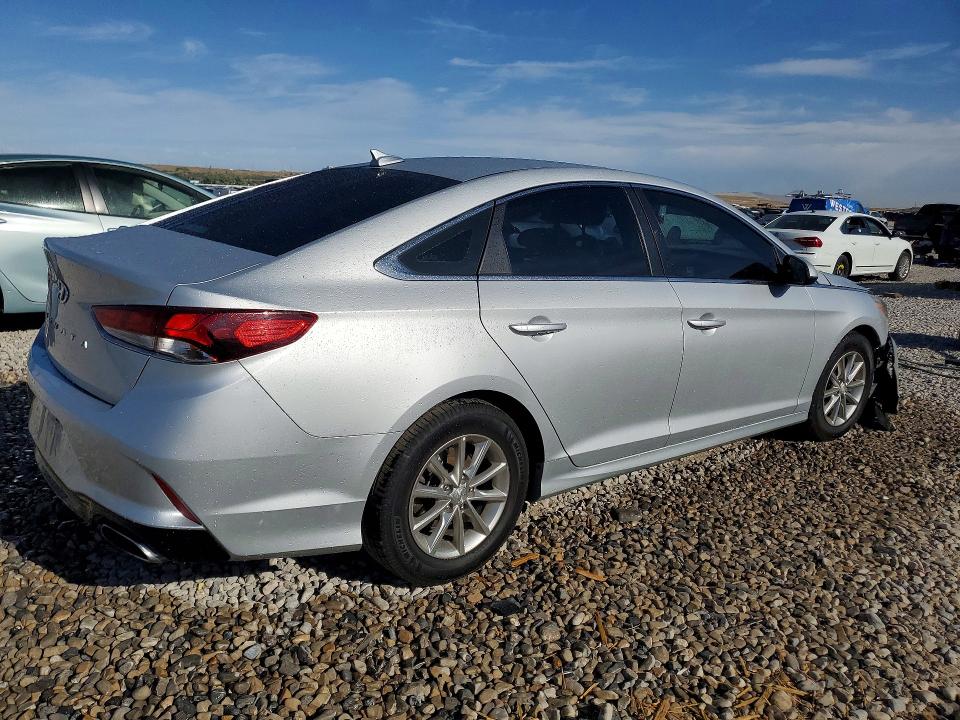 2019 Hyundai Sonata მანქანა იყიდება აუქციონზე, vin: 5NPE24AF0KH800605, აუქციონის ნომერი: 85618305