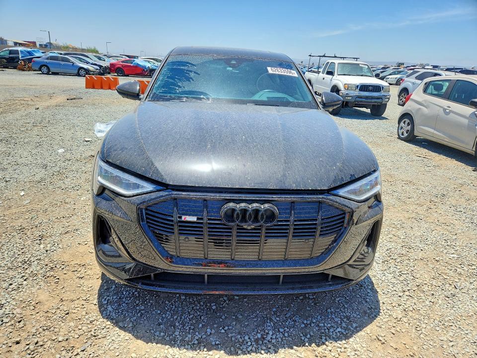Aukcja sprzedaży 2022 Audi E-tron, vin: WA13AAGEXNB039301, numer aukcji: 62633596