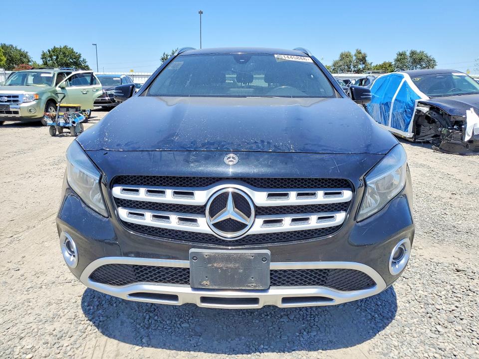 61445886 :رقم المزاد ، WDCTG4EB3JJ466151 vin ، 2018 Mercedes-benz Gla 250 مزاد بيع